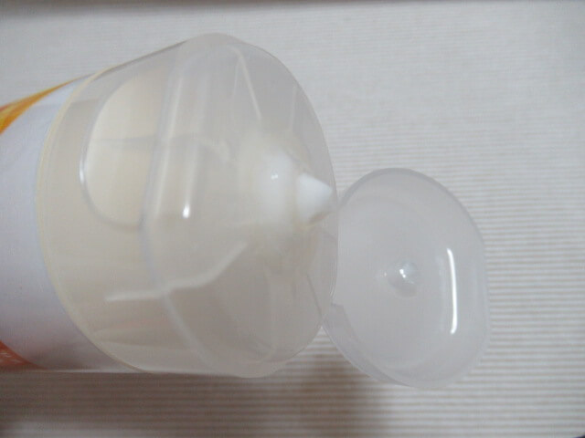 デザートエッセンスのコンディショナー　マンゴーの香り